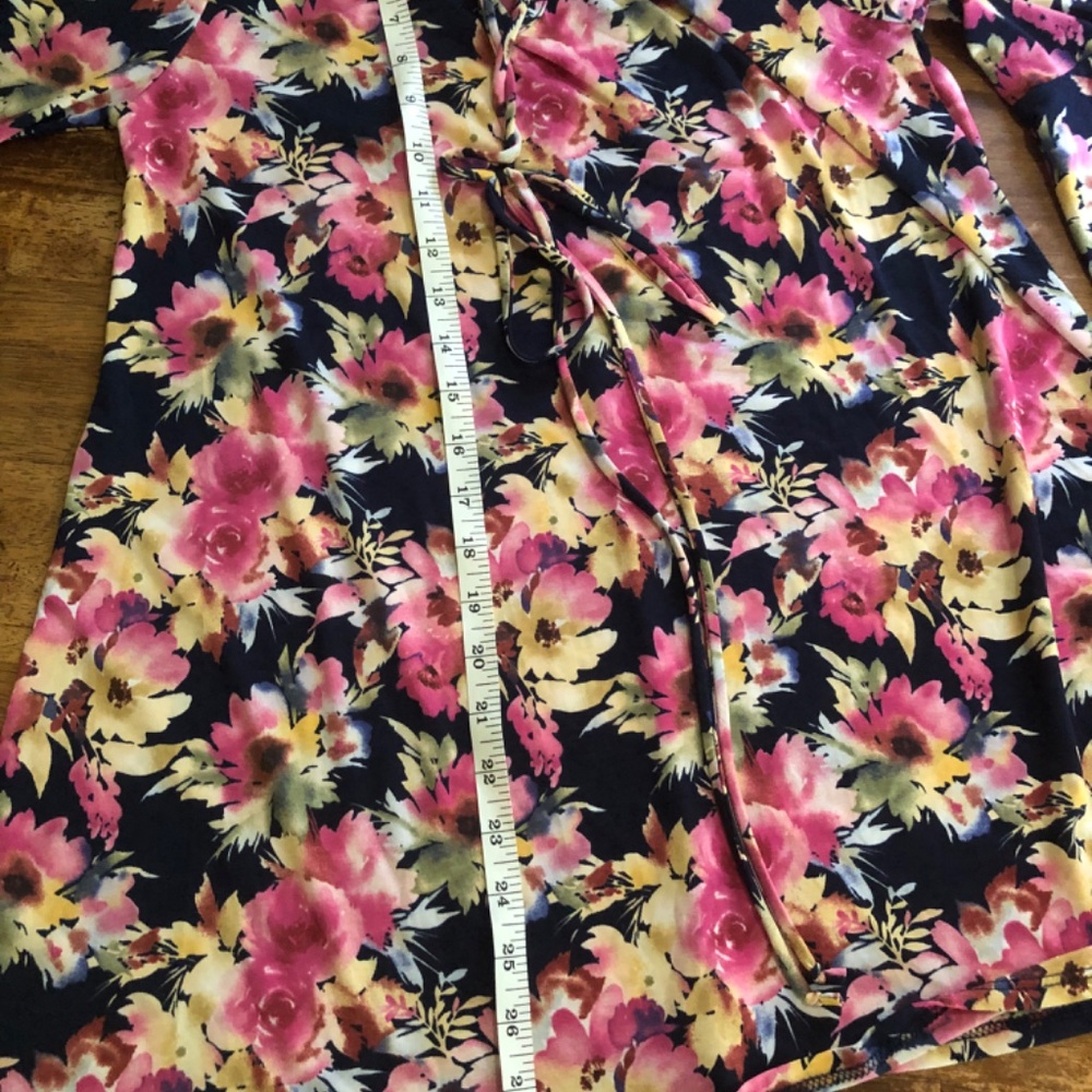 Tunic - Picture 3 of 5